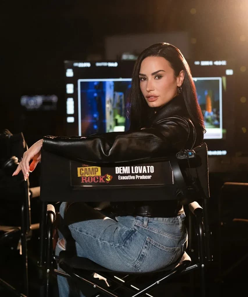 Джонас Брадерз повертаються у Camp Rock 3 — усе про довгоочікуване продовження Джонас Брадерз повертаються у Camp Rock 3 — усе про довгоочікуване продовження